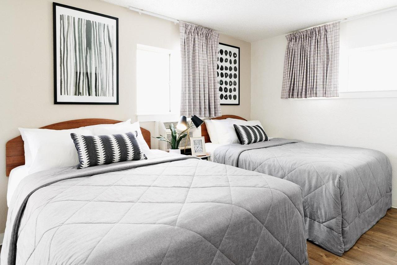 Intown Suites Extended Stay Houston Tx - Hobby Airport Екстер'єр фото