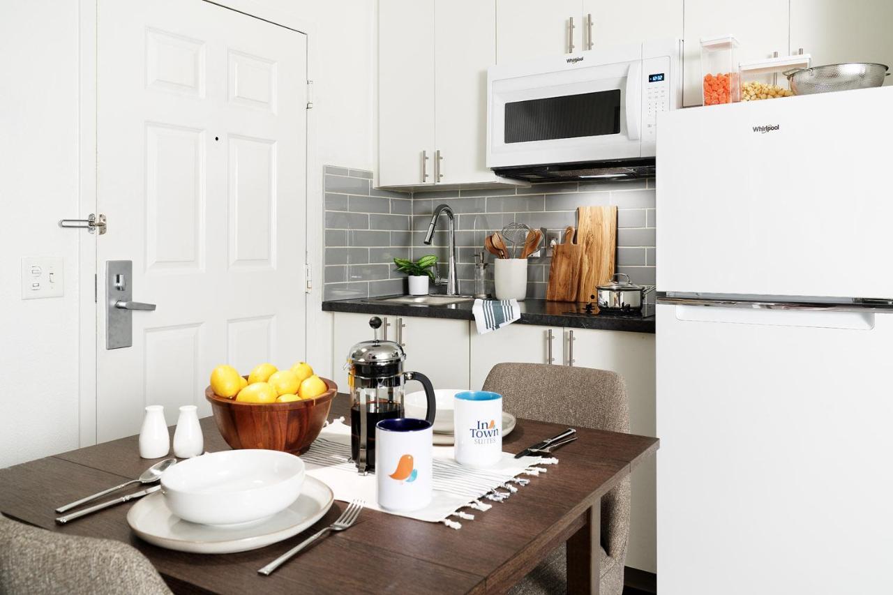 Intown Suites Extended Stay Houston Tx - Hobby Airport Екстер'єр фото
