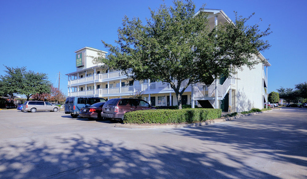 Intown Suites Extended Stay Houston Tx - Hobby Airport Екстер'єр фото
